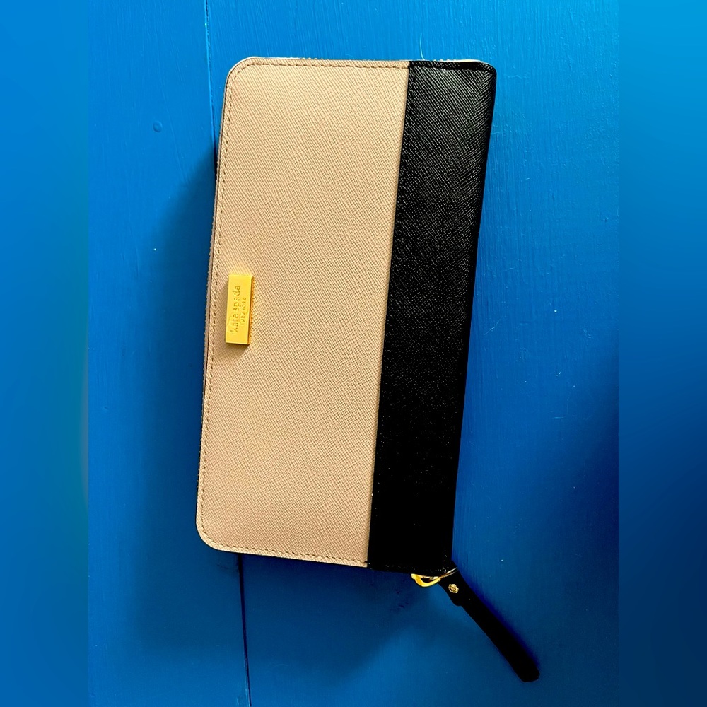 Kate Spade continental full sized wallet
